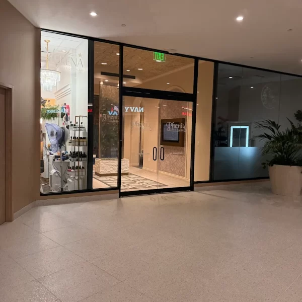 Crossroads mall entrance 2